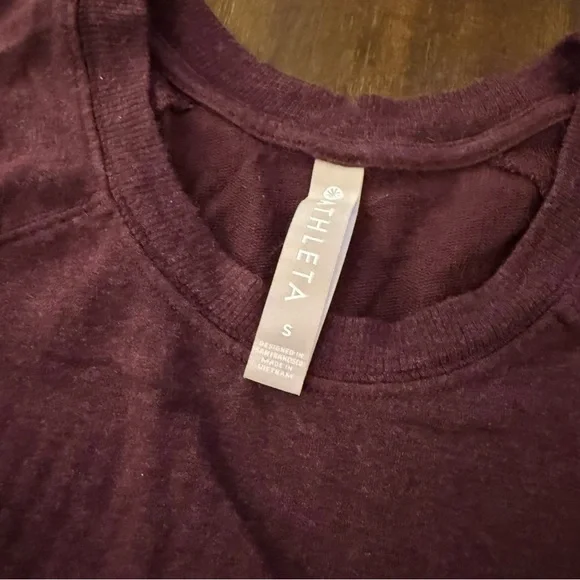 Athleta Deep Purple Long Sleeve‎ Top - Picture 2 of 5